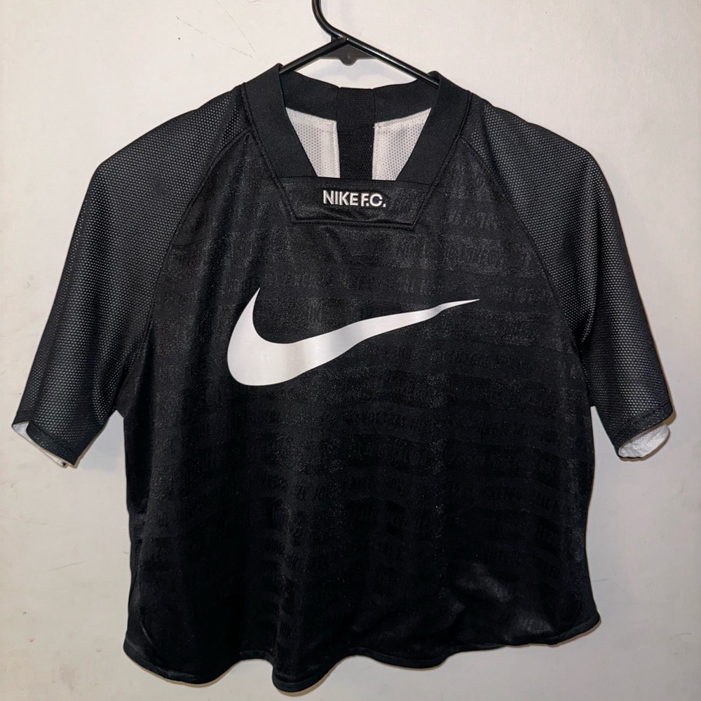 Nike F.C. Cropped Dri-Fit Reversible Soccer Top